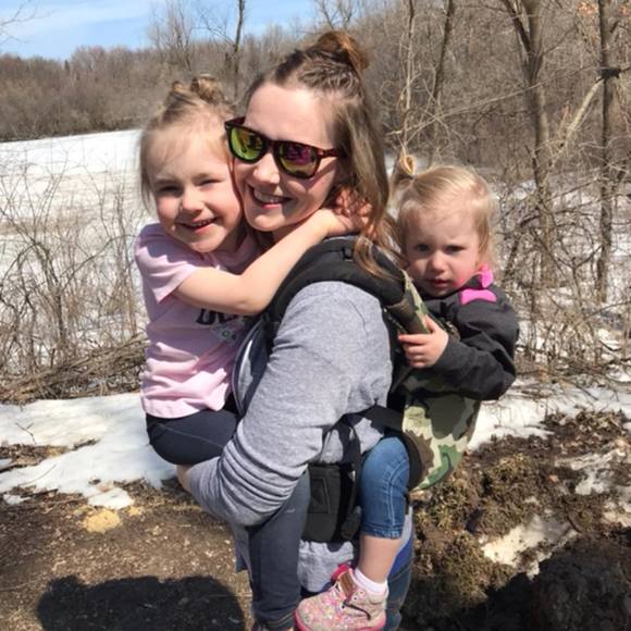 Meet your Posher, Danielle - Picture 1 of 1